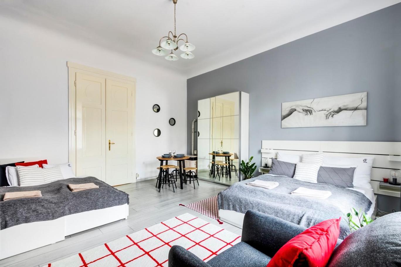 S3 Soerhaz Apartment Budapest Luaran gambar